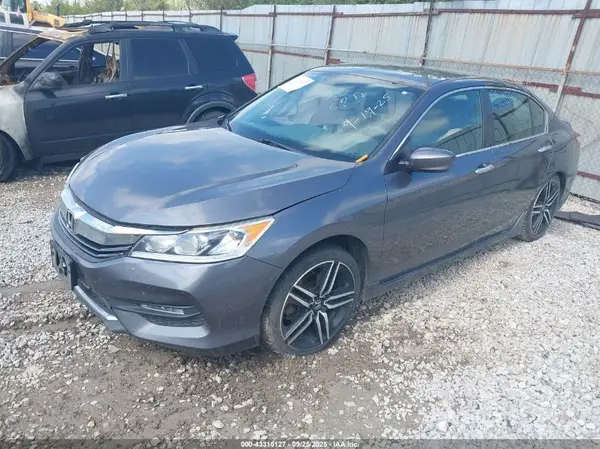 1HGCR2F11HA224304 2017 HONDA ACCORD - Image 2