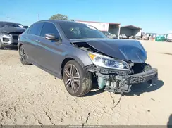 1HGCR2F11HA225646 2017 HONDA ACCORD