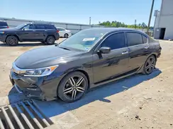 1HGCR2F11HA230927 2017 HONDA ACCORD
