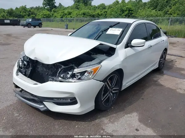 1HGCR2F11HA235044 2017 HONDA ACCORD - Image 2