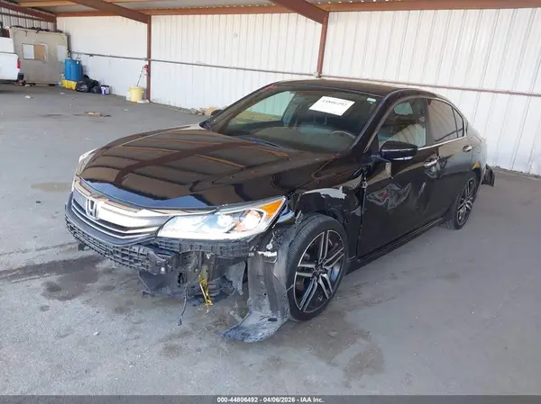 1HGCR2F11HA249588 2017 HONDA ACCORD - Image 2