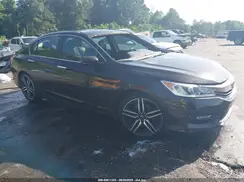 1HGCR2F11HA275656 2017 HONDA ACCORD