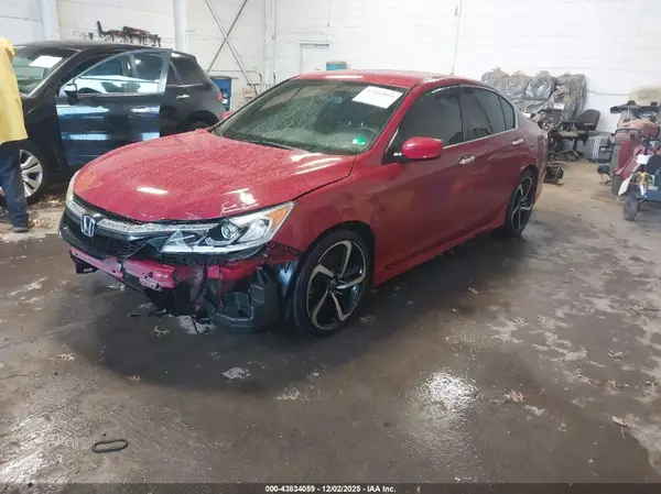 1HGCR2F11HA278220 2017 HONDA ACCORD - Image 2