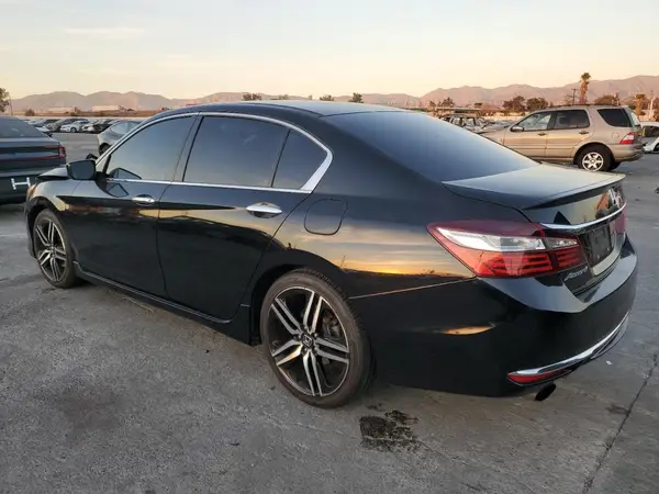 1HGCR2F11HA281604 2017 HONDA ACCORD - Image 2