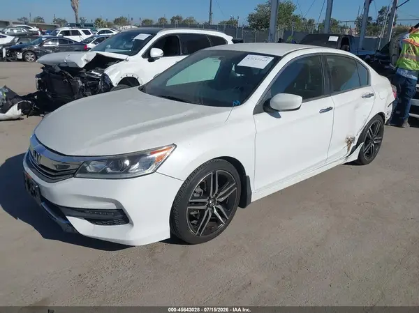 1HGCR2F12HA012592 2017 HONDA ACCORD - Image 2