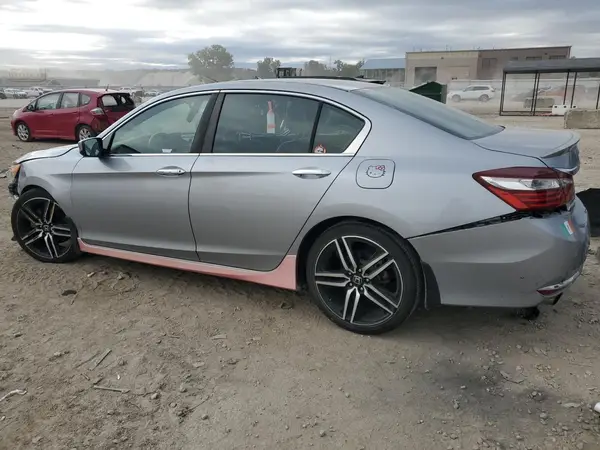 1HGCR2F12HA024175 2017 HONDA ACCORD - Image 2
