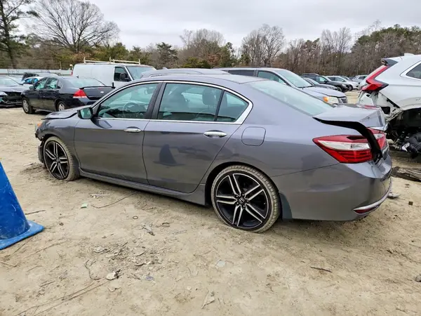 1HGCR2F12HA033748 2017 HONDA ACCORD - Image 2