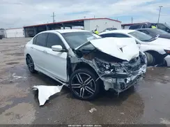 1HGCR2F12HA055913 2017 HONDA ACCORD