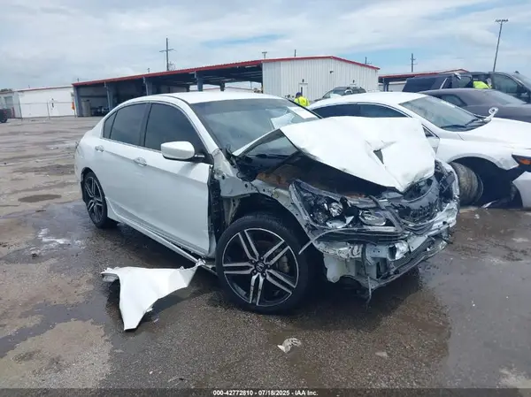 1HGCR2F12HA055913 2017 HONDA ACCORD - Image 1