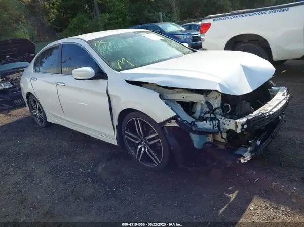 1HGCR2F12HA058889 2017 HONDA ACCORD - Image 1