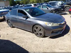 1HGCR2F12HA077006 2017 HONDA ACCORD