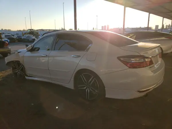 1HGCR2F12HA079841 2017 HONDA ACCORD - Image 2