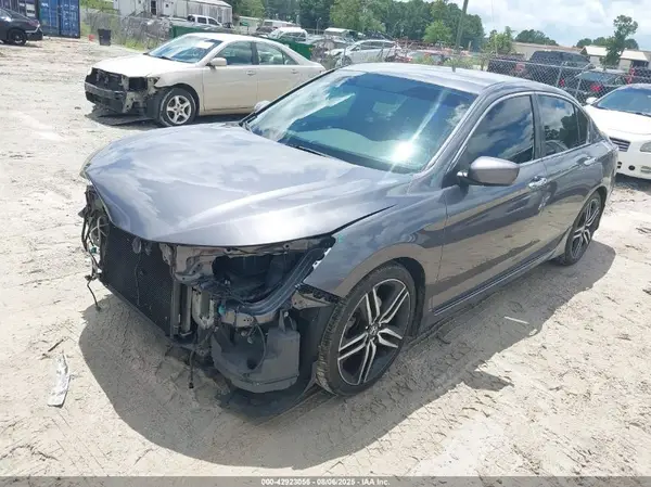 1HGCR2F12HA120081 2017 HONDA ACCORD - Image 2
