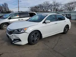 1HGCR2F12HA144378 2017 HONDA ACCORD