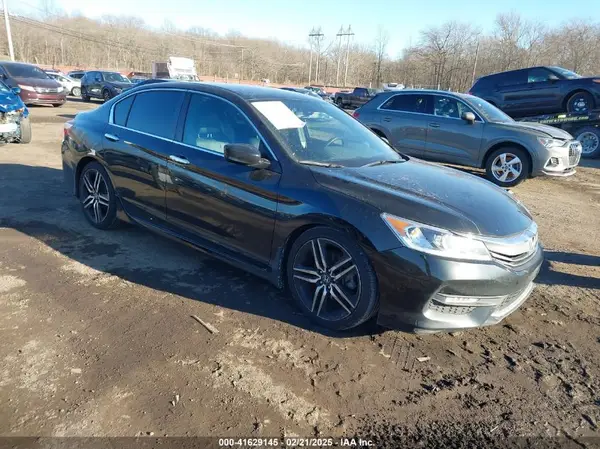 1HGCR2F12HA171886 2017 HONDA ACCORD - Image 1