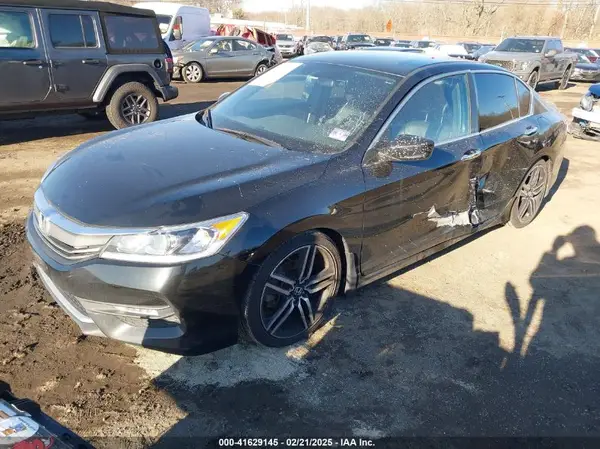 1HGCR2F12HA171886 2017 HONDA ACCORD - Image 2