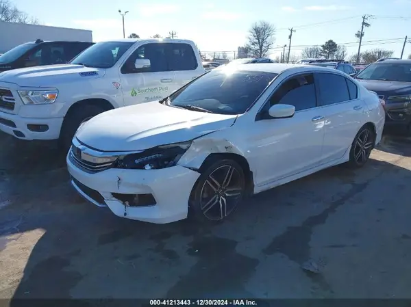 1HGCR2F12HA175680 2017 HONDA ACCORD - Image 2