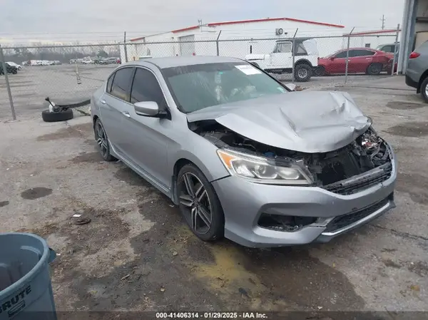 1HGCR2F12HA182547 2017 HONDA ACCORD - Image 1