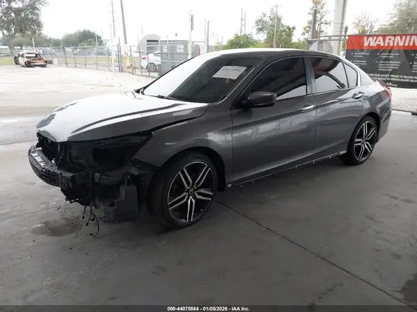 1HGCR2F12HA214879 2017 HONDA ACCORD - Image 2