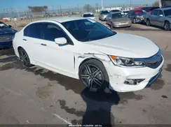 1HGCR2F12HA236395 2017 HONDA ACCORD