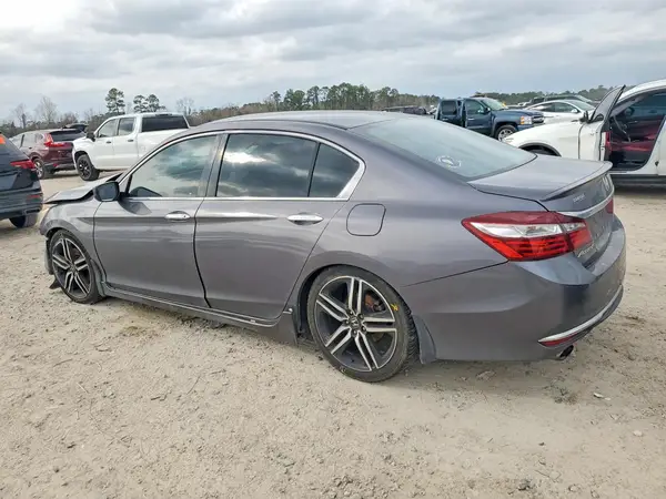 1HGCR2F12HA265668 2017 HONDA ACCORD - Image 2