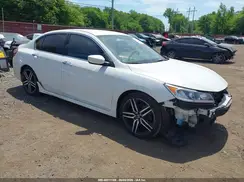 1HGCR2F12HA300256 2017 HONDA ACCORD