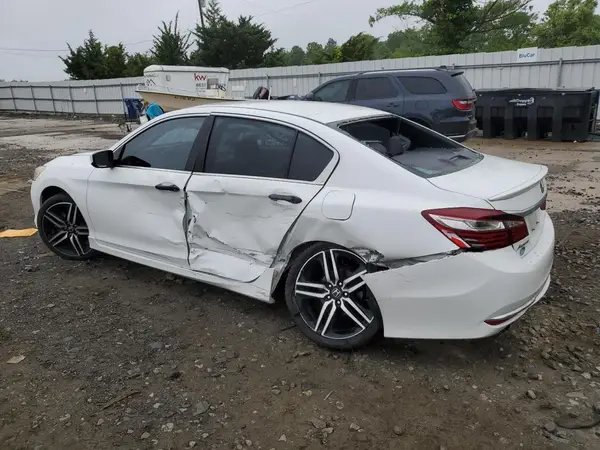 1HGCR2F13HA037632 2017 HONDA ACCORD - Image 2