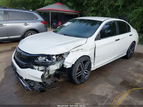 1HGCR2F13HA048176 2017 HONDA ACCORD - Image 2