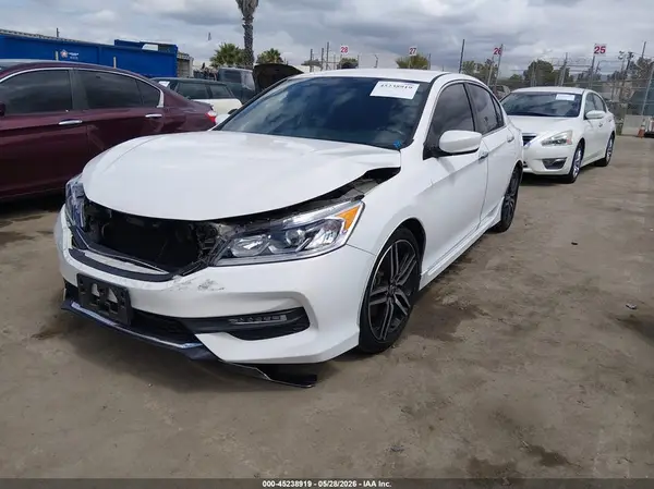 1HGCR2F13HA059033 2017 HONDA ACCORD - Image 2