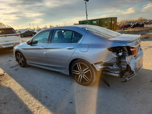 1HGCR2F13HA085230 2017 HONDA ACCORD - Image 2