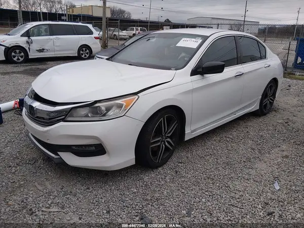 1HGCR2F13HA092971 2017 HONDA ACCORD - Image 2