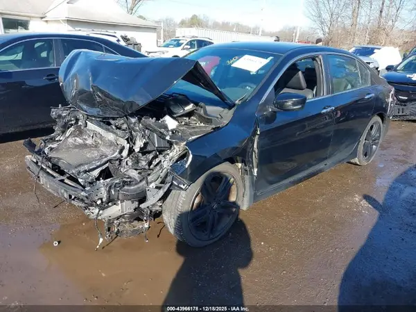 1HGCR2F13HA110398 2017 HONDA ACCORD - Image 2
