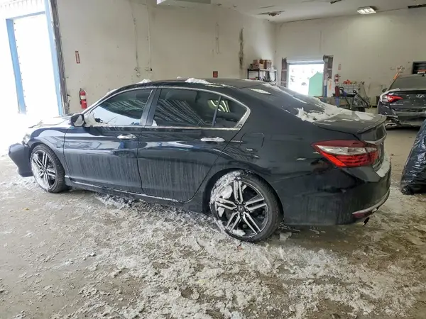 1HGCR2F13HA166325 2017 HONDA ACCORD - Image 2
