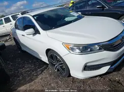 1HGCR2F13HA217208 2017 HONDA ACCORD