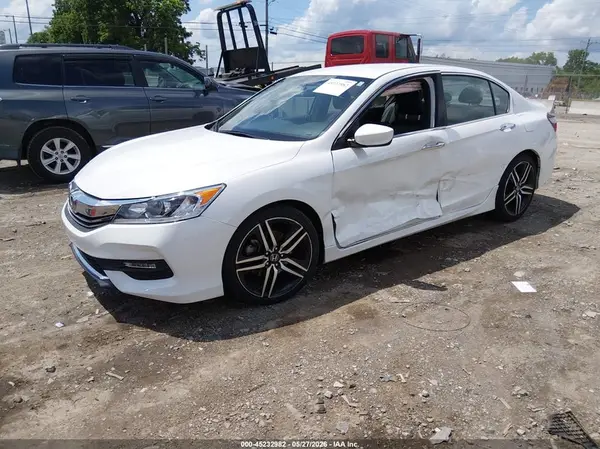 1HGCR2F13HA231321 2017 HONDA ACCORD - Image 2
