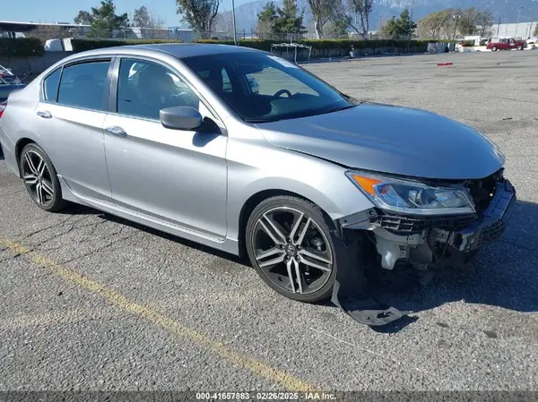 1HGCR2F13HA232498 2017 HONDA ACCORD - Image 1