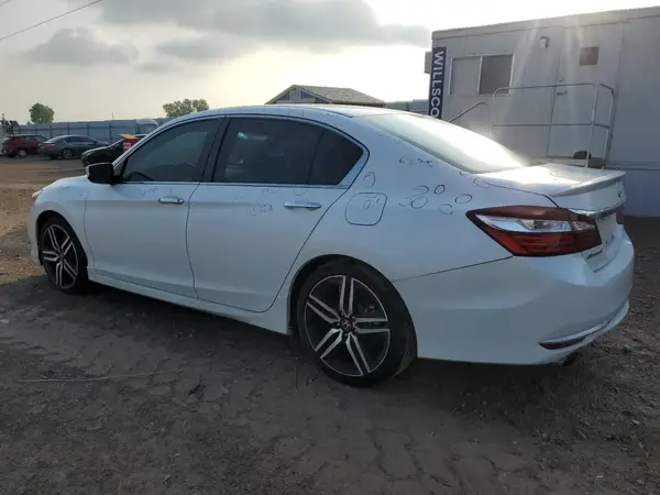1HGCR2F13HA235062 2017 HONDA ACCORD - Image 2