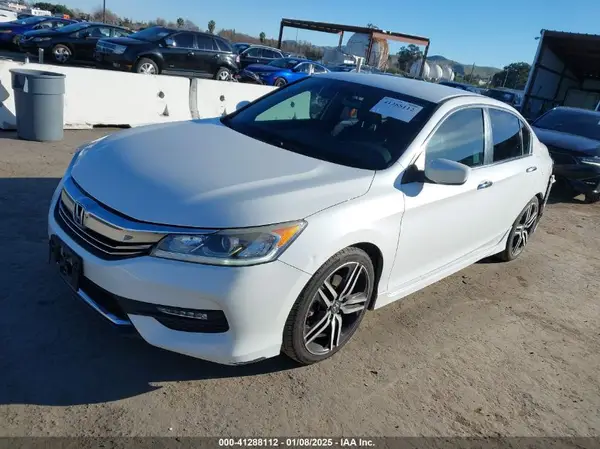 1HGCR2F13HA237619 2017 HONDA ACCORD - Image 2