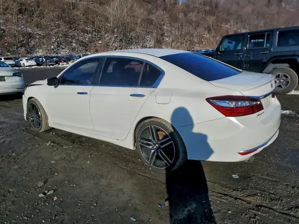 1HGCR2F13HA262973 2017 HONDA ACCORD - Image 2