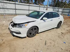 1HGCR2F13HA271284 2017 HONDA ACCORD