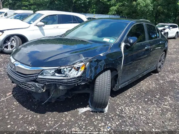 1HGCR2F13HA281605 2017 HONDA ACCORD - Image 2