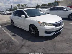 1HGCR2F13HA287677 2017 HONDA ACCORD