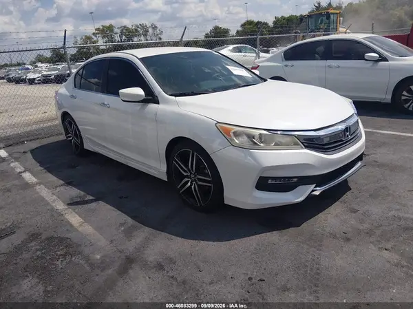 1HGCR2F13HA287677 2017 HONDA ACCORD - Image 1