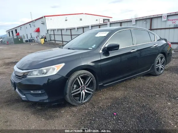 1HGCR2F14HA007300 2017 HONDA ACCORD - Image 2
