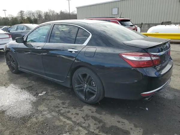 1HGCR2F14HA024808 2017 HONDA ACCORD - Image 2