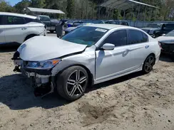 1HGCR2F14HA050762 2017 HONDA ACCORD
