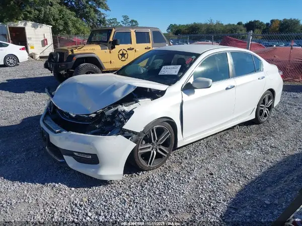1HGCR2F14HA078304 2017 HONDA ACCORD - Image 2