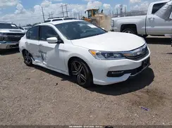 1HGCR2F14HA100284 2017 HONDA ACCORD