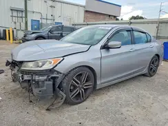 1HGCR2F14HA128537 2017 HONDA ACCORD