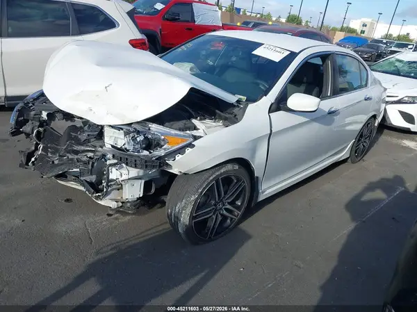 1HGCR2F14HA135214 2017 HONDA ACCORD - Image 2